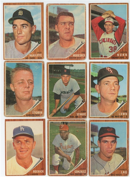 1962 Topps High Number lot of 32 cards (30 different) including Rookie Parade #595 LOW GRADE