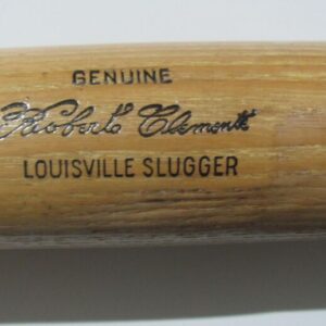 1973-1975 Roberto Clemente Store Bat Powerized Louisville Slugger
